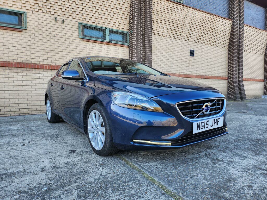 2015 Volvo V40 2.0TD D4 SE Lux