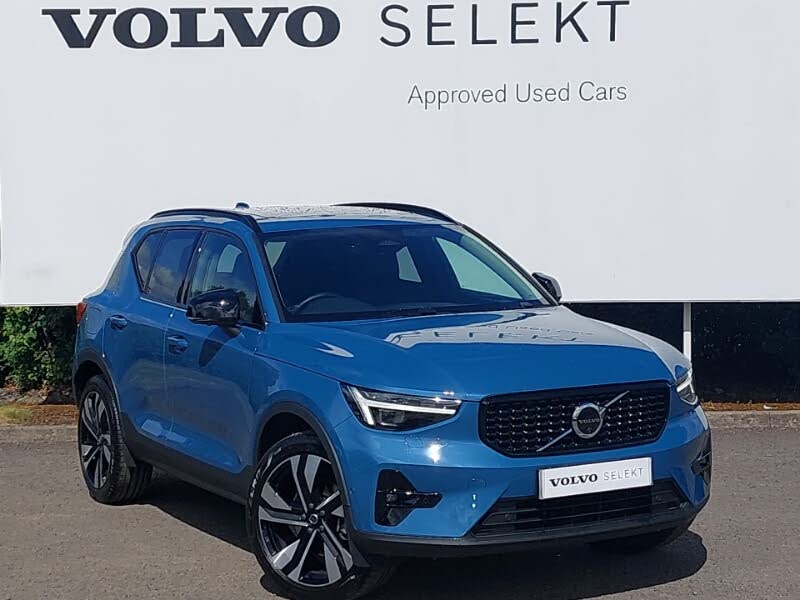 2024 Volvo XC40 2.0 B3 Ultra (Bright