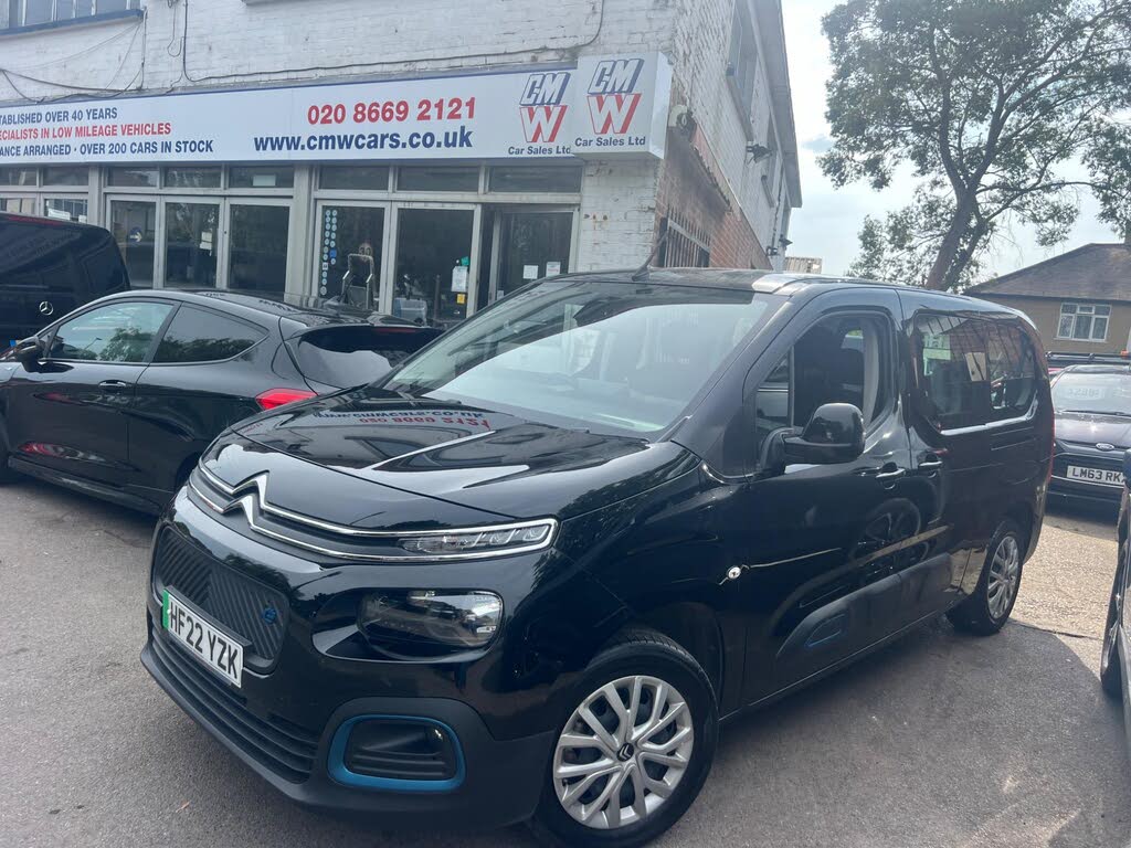 2022 Citroen Berlingo E Feel XL Size