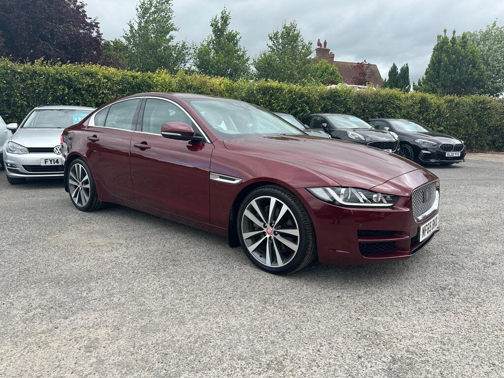 2015 Jaguar XE 2.0 Portfolio