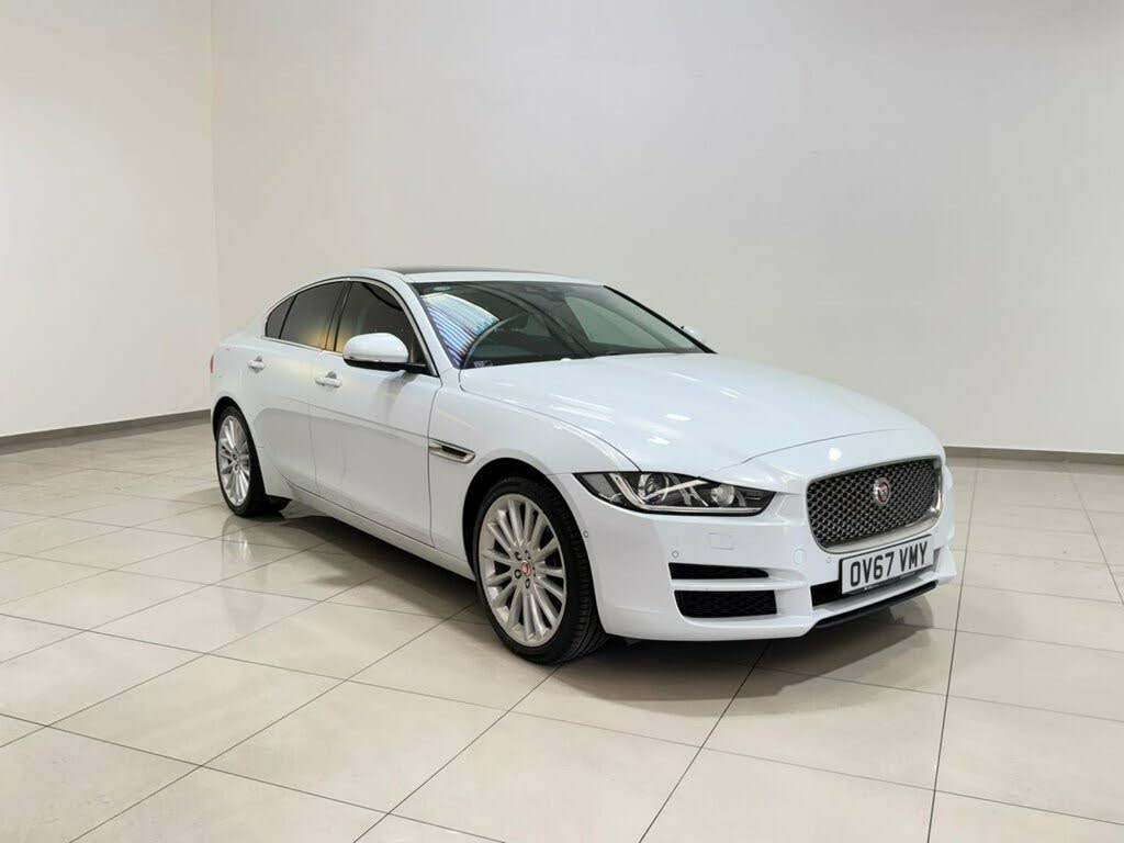 2017 Jaguar XE 2.0d Portfolio (180ps) AWD (s/s) 1999cc Auto