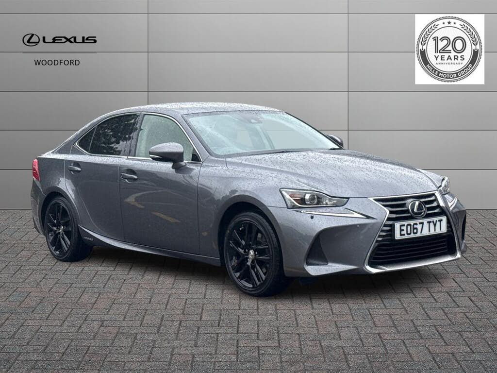 2017 Lexus IS 300h 2.5 Advance