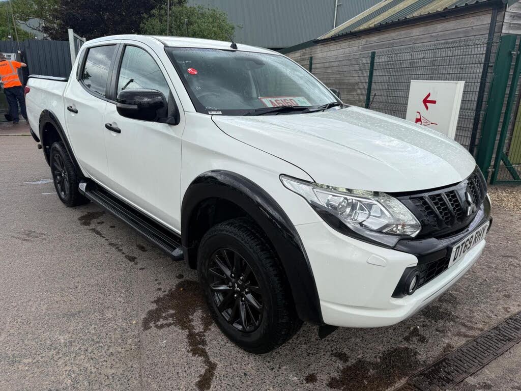 2020 Mitsubishi L200 2.4DI-D Challenger auto