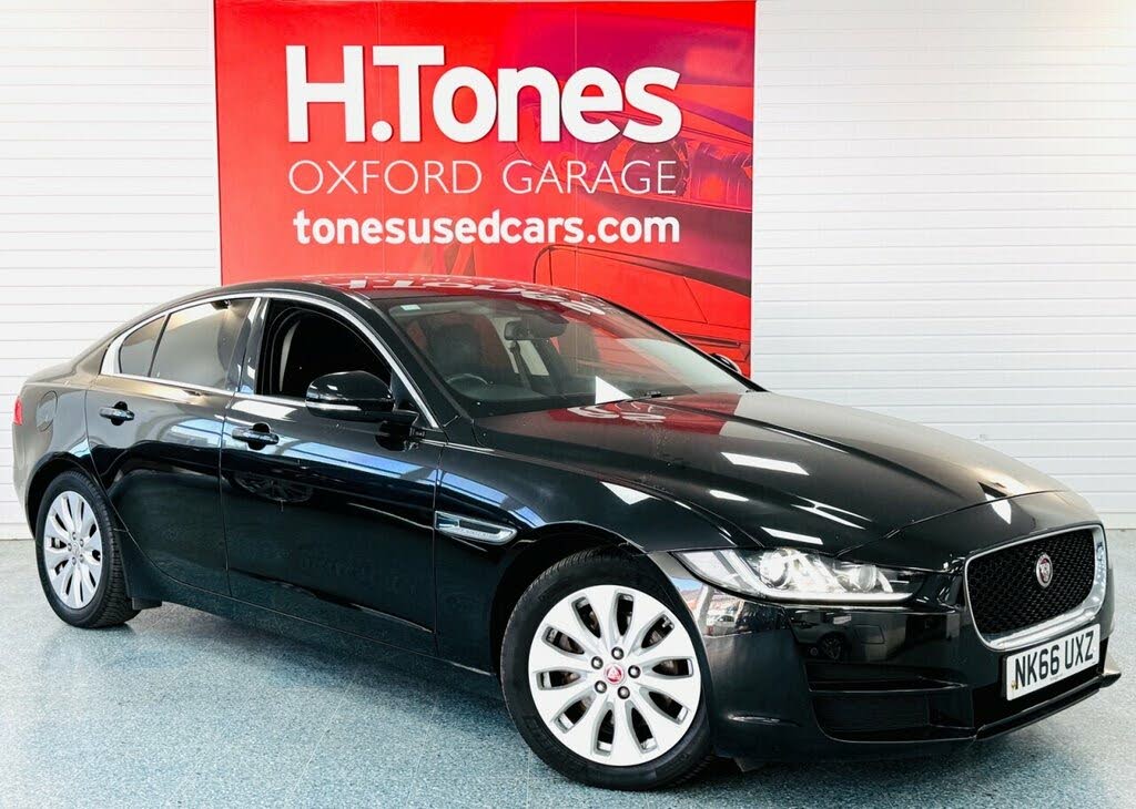 2016 Jaguar XE 2.0d Portfolio (163ps)