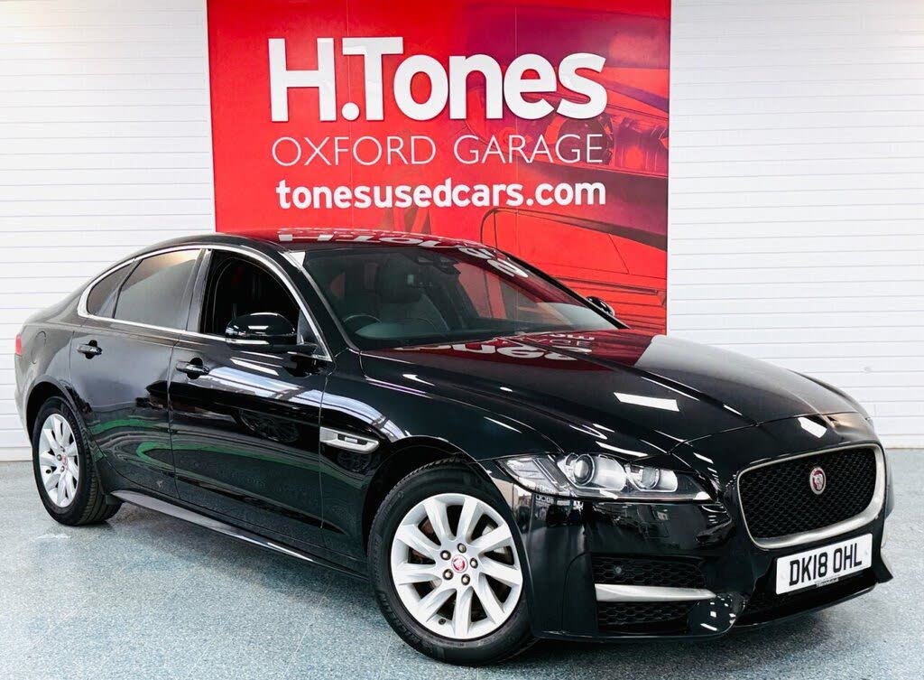 2018 Jaguar XF 2.0TD R-Sport (163ps) Saloon 4d 1999cc