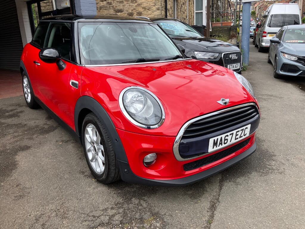 2017 MINI Cooper 1.5 Cooper (s/s) Hatchback 3d
