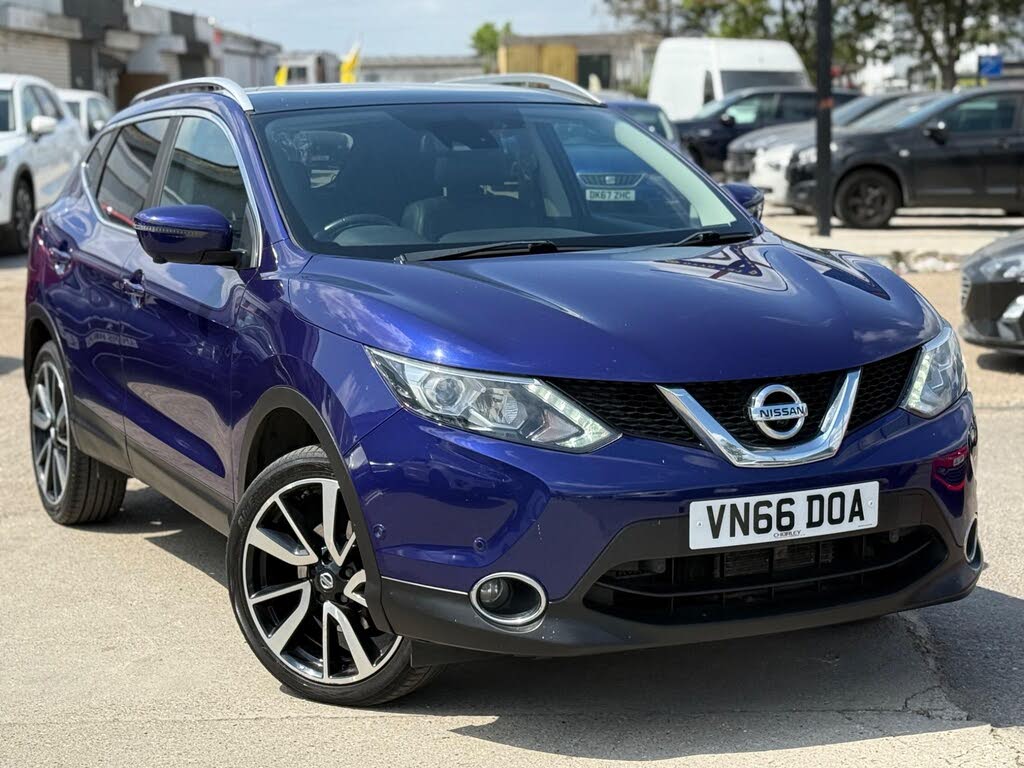 2016 Nissan Qashqai 1.6dCi Tekna XTRONIC CVT