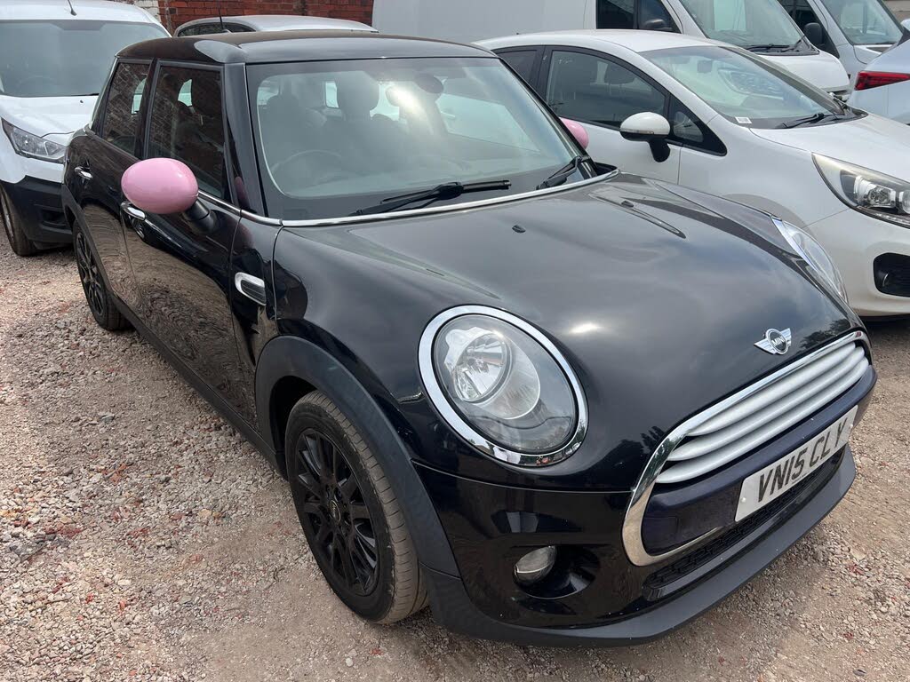 2015 MINI Cooper 1.5 Cooper 5d