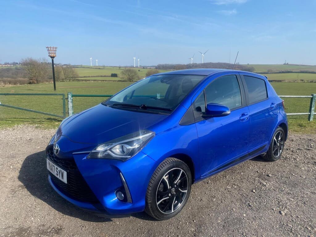 2017 Toyota Yaris 1.5 VVT-i Design (Panoramic Roof) 1497cc