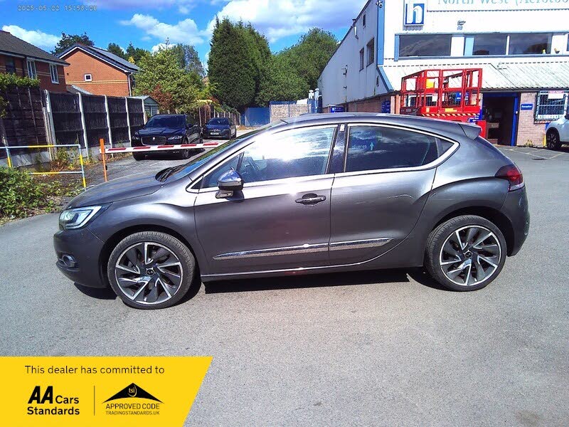 2015 DS DS 4 2.0BlueHDi Prestige (150ps)