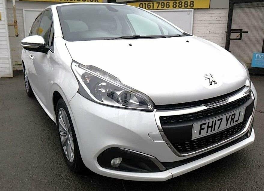 2017 Peugeot 208 1.2 PureTech Allure (82bhp) 5d