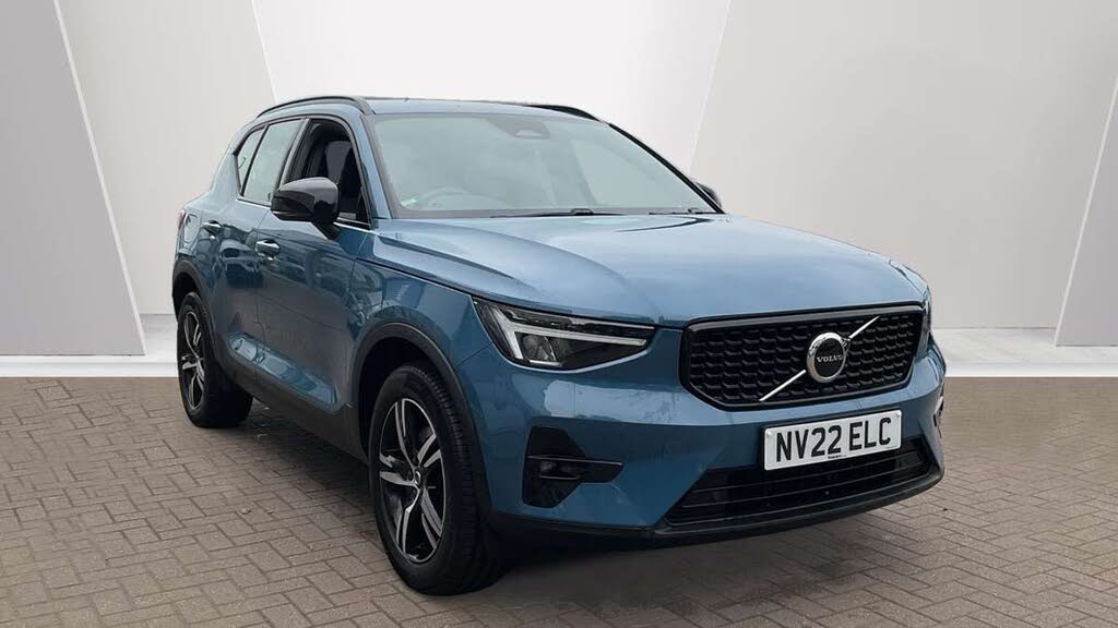 2022 Volvo XC40 2.0 B4 Plus AWD
