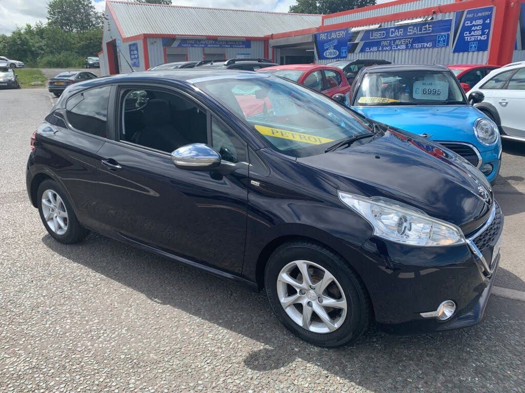 2015 Peugeot 208 1.2 Style PureTech 3d