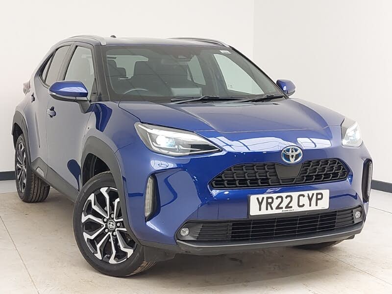 2022 Toyota Yaris 1.5 VVT-i Design (Panoramic Roof)