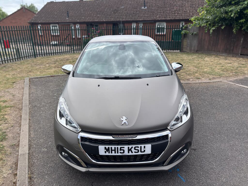2015 Peugeot 208 1.2 PureTech Allure (82bhp) (s/s) 3d ETG5