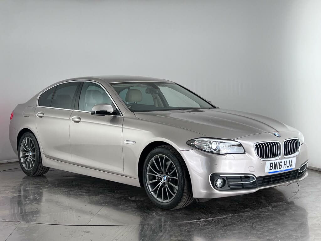 2016 BMW 5 Series 2.0 520i Luxury Saloon 4d Auto