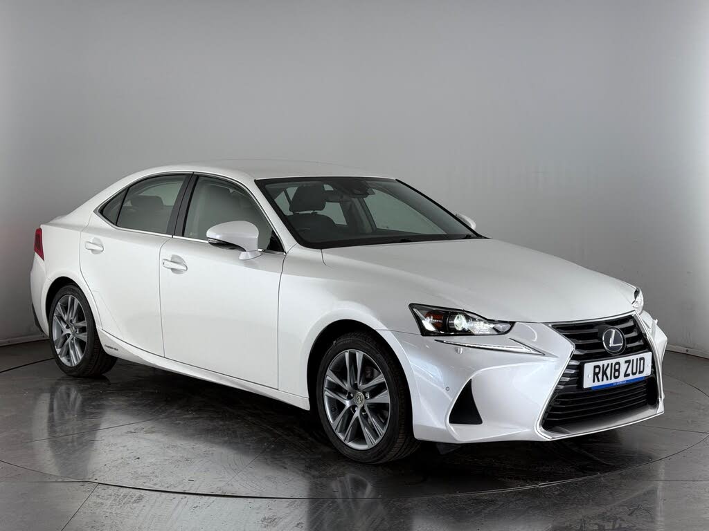 2018 Lexus IS 300h 2.5 Advance [Lexus Navigation]
