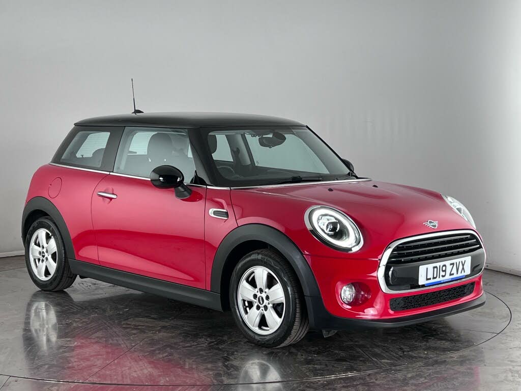 2019 MINI Cooper 1.5 Cooper Classic Hatchback 3d