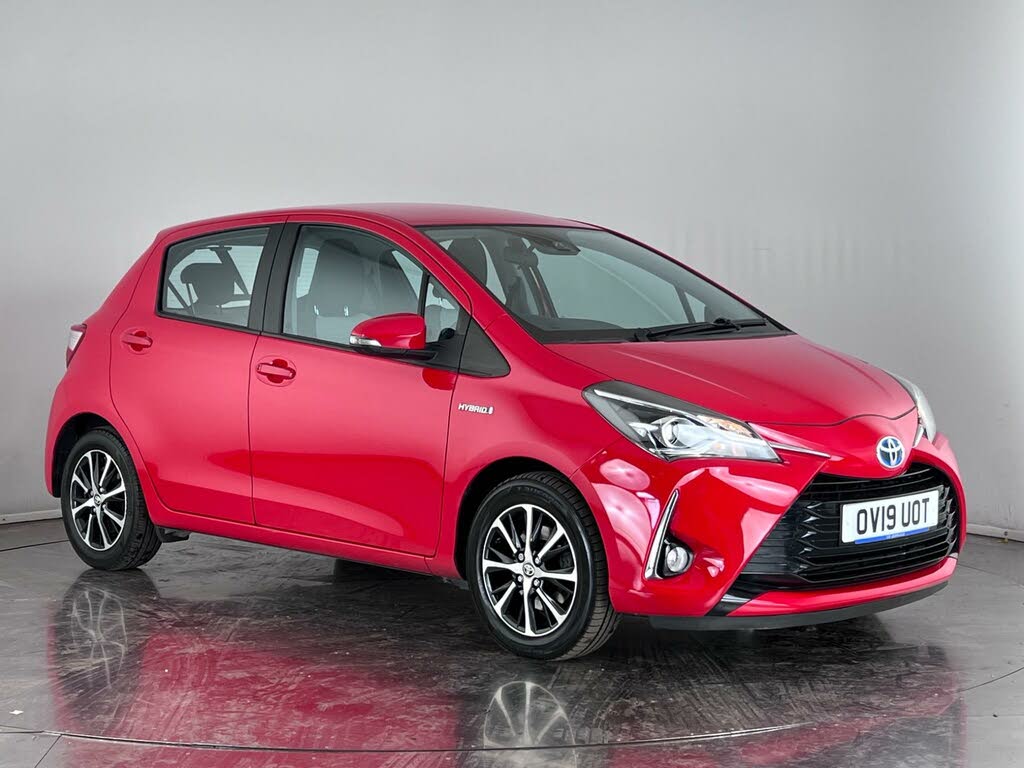 2019 Toyota Yaris 1.5 VVT-i Icon Tech (98bhp) Hybrid 1497cc E-CVT