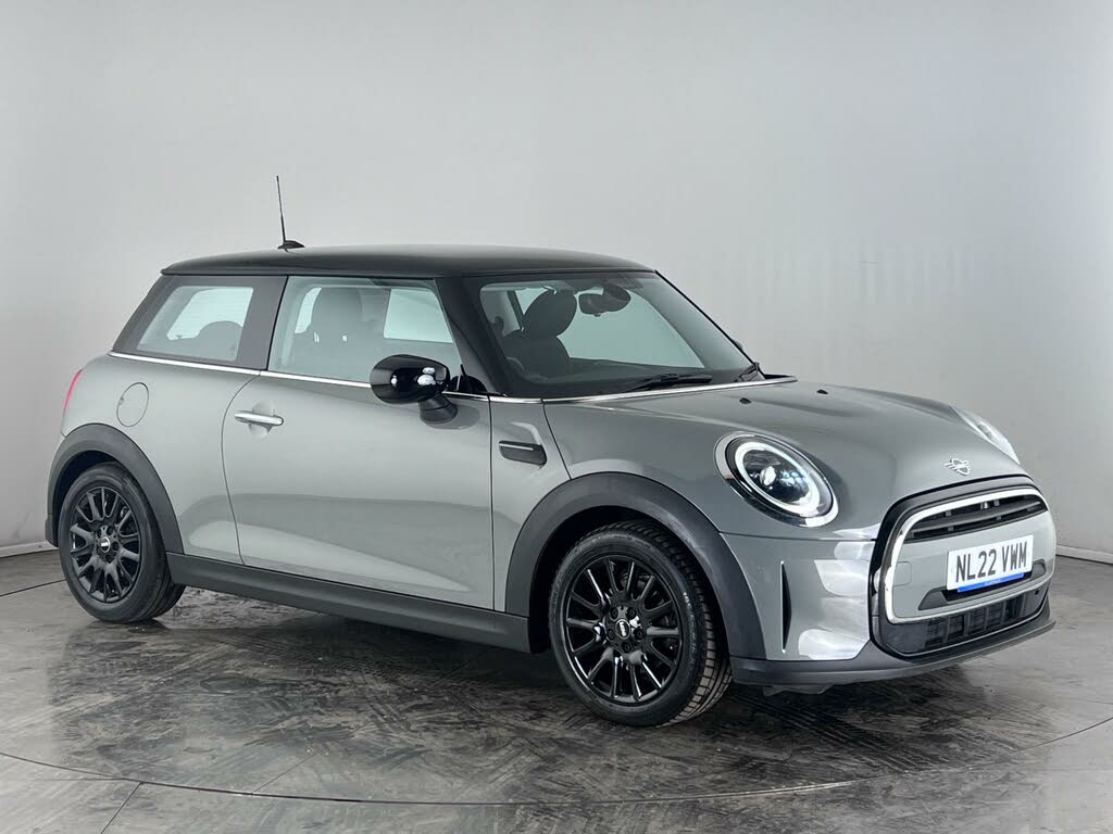 2022 MINI Cooper 1.5 Cooper Classic Hatchback 3d