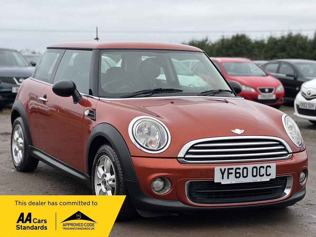 2010 MINI Cooper 1.6 One (98bhp) Hatchback 3d