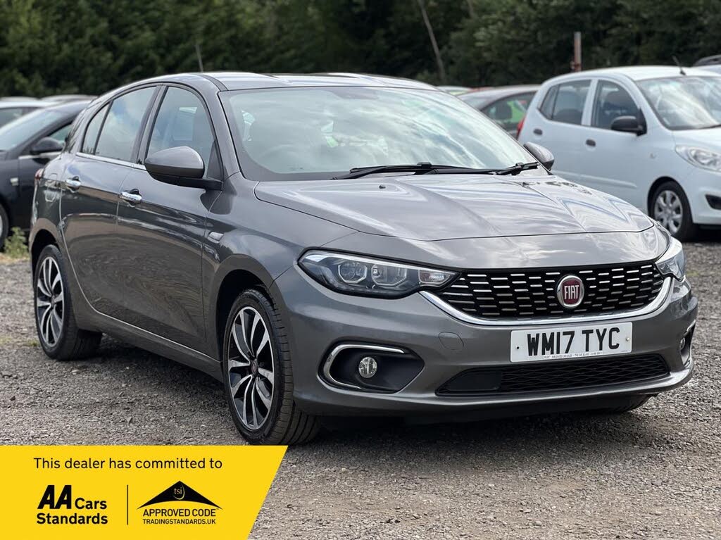 2017 Fiat Tipo 1.6MultiJet Lounge Hatchback