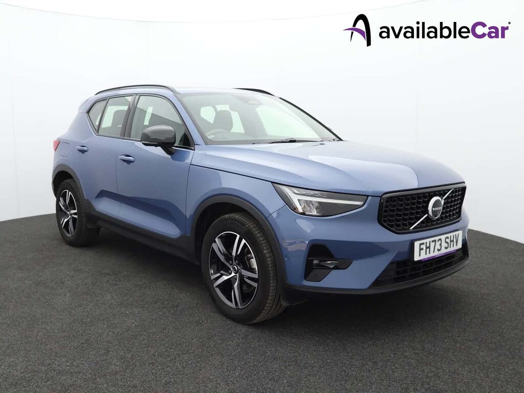 2024 Volvo XC40 2.0 B3 Plus