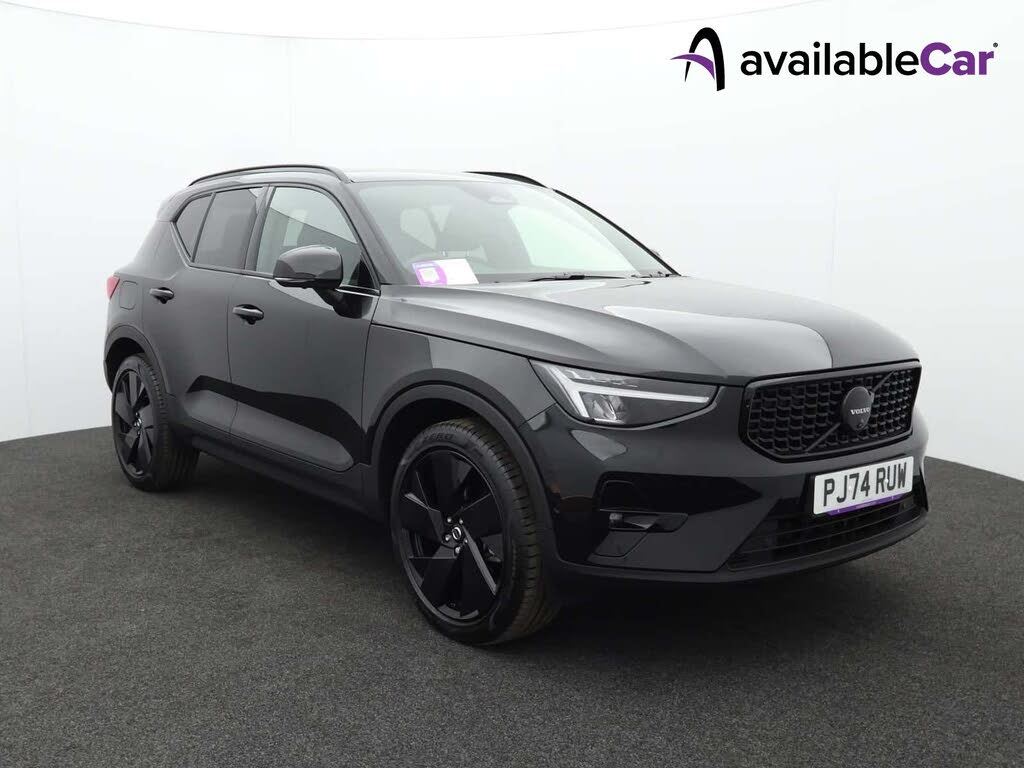 2025 Volvo XC40 2.0 B4 Plus Black Edition