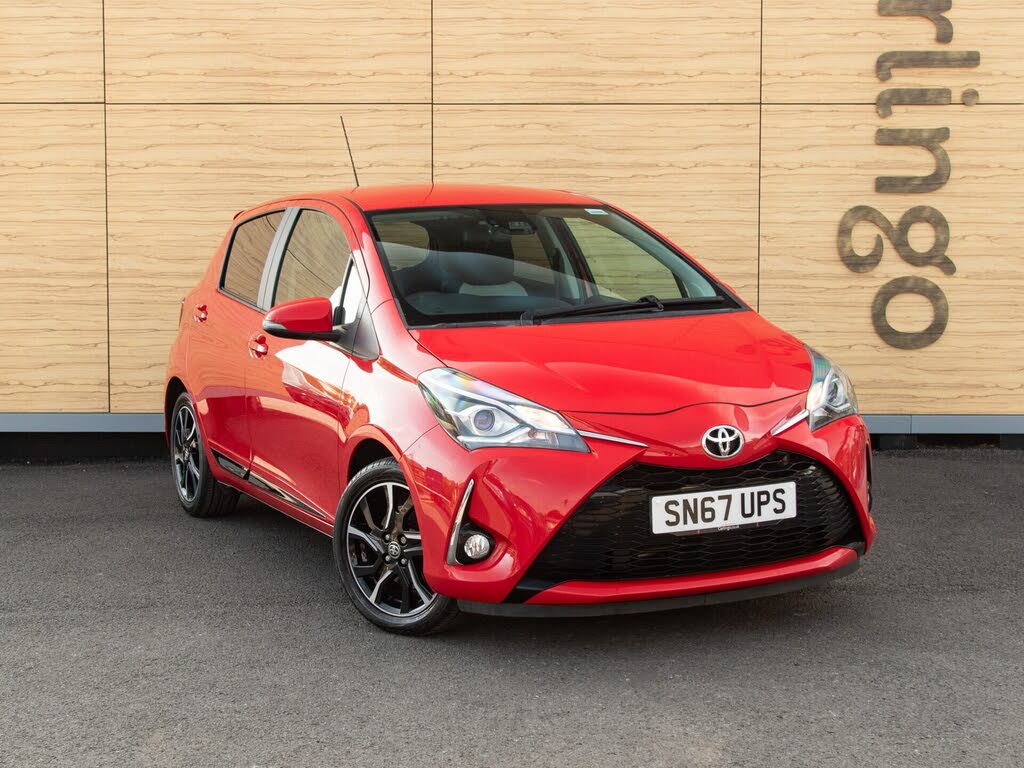 2017 Toyota Yaris 1.5 VVT-i Design (Panoramic Roof) 1497cc