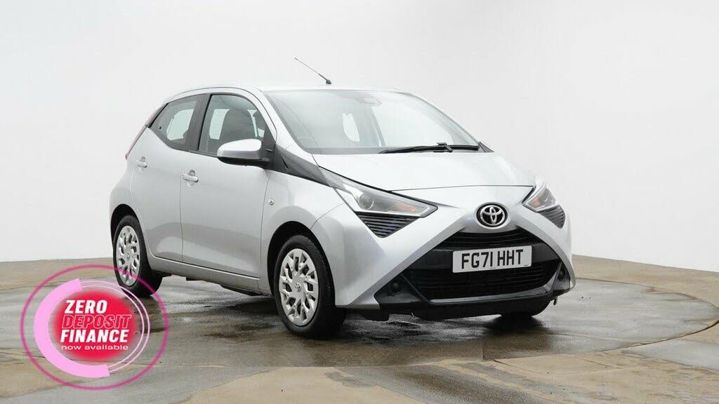 2022 Toyota AYGO 1.0 VVT-i x-play