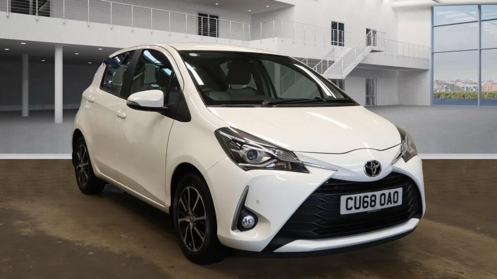 2018 Toyota Yaris 1.5 VVT-i Icon Tech (111bhp) 1496cc