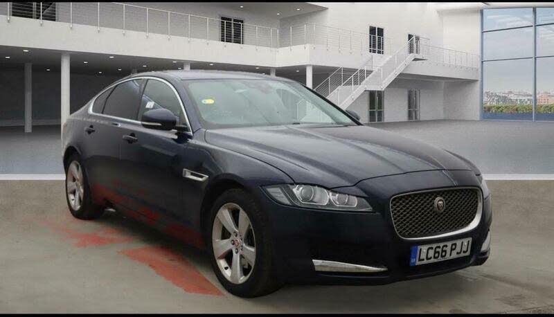 2016 Jaguar XF 2.0TD Portfolio (180ps) Auto