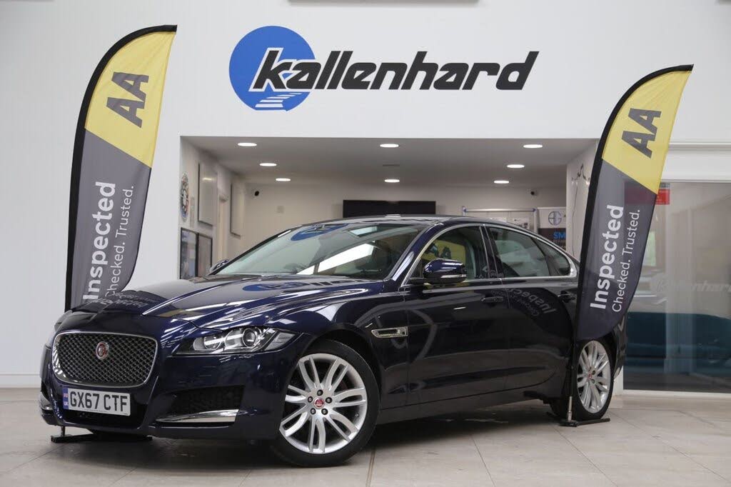 2017 Jaguar XF 2.0i Portfolio (200ps) Saloon 4d 1999cc
