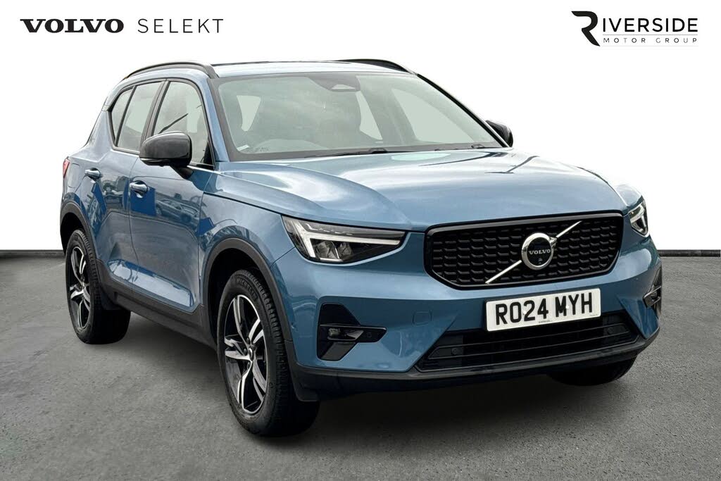 2024 Volvo XC40 2.0 B4 Plus
