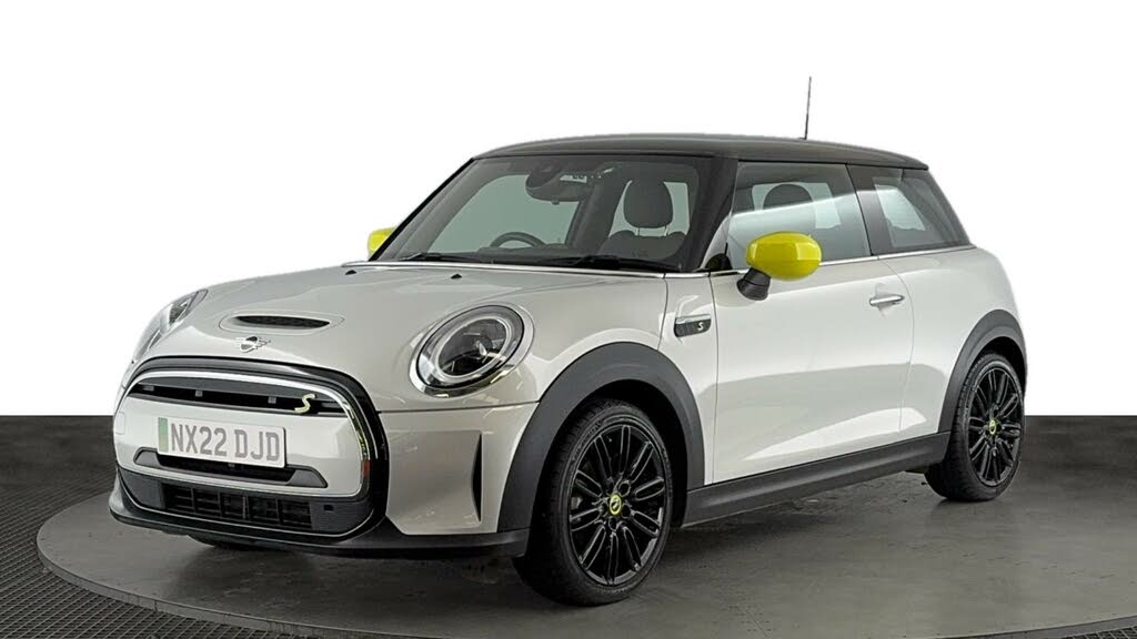 2022 MINI Cooper E Cooper S 2)