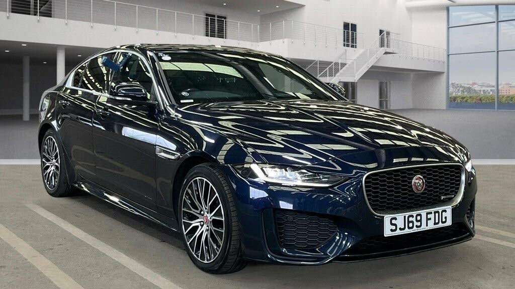 2019 Jaguar XE 2.0d R-Dynamic S