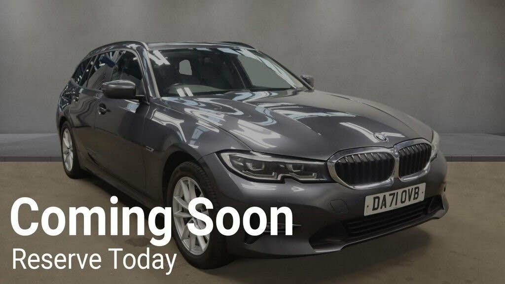 2021 BMW 3 Series 2.0 330e SE Pro Touring 5d