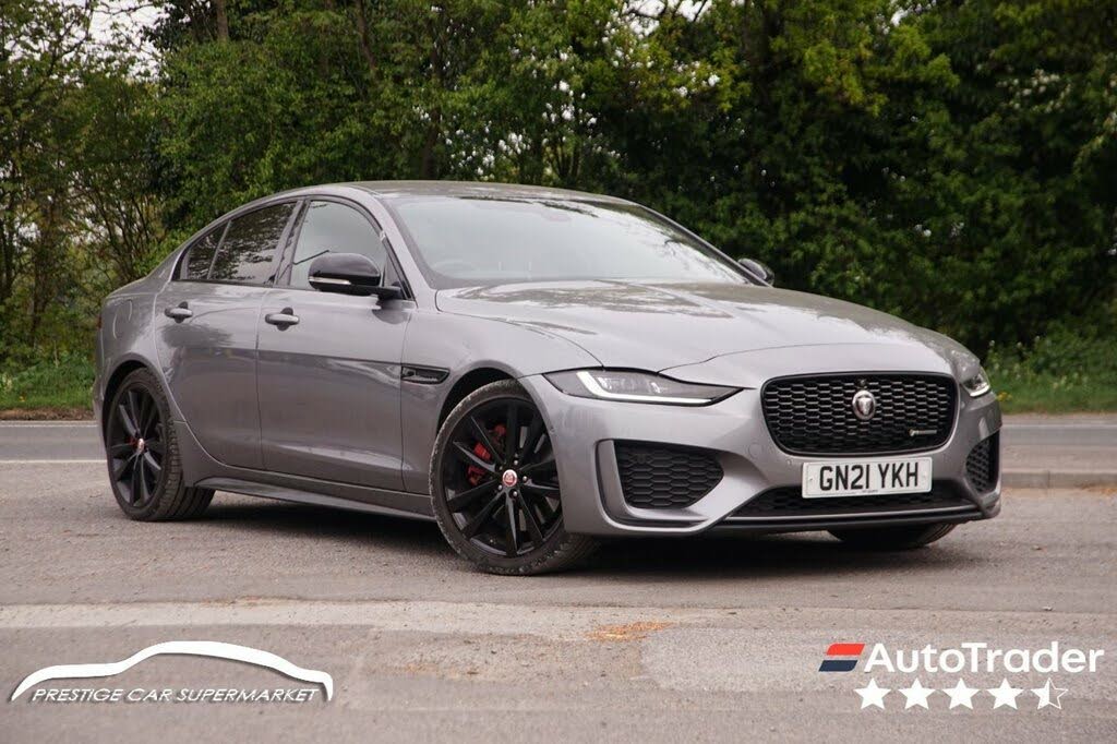 2021 Jaguar XE 2.0 D200 R-Dynamic Black