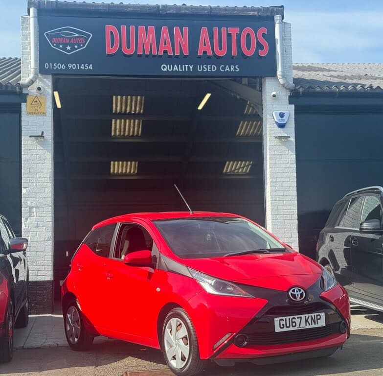 2017 Toyota AYGO 1.0 VVT-i x-play (71bhp) 5d x-shift