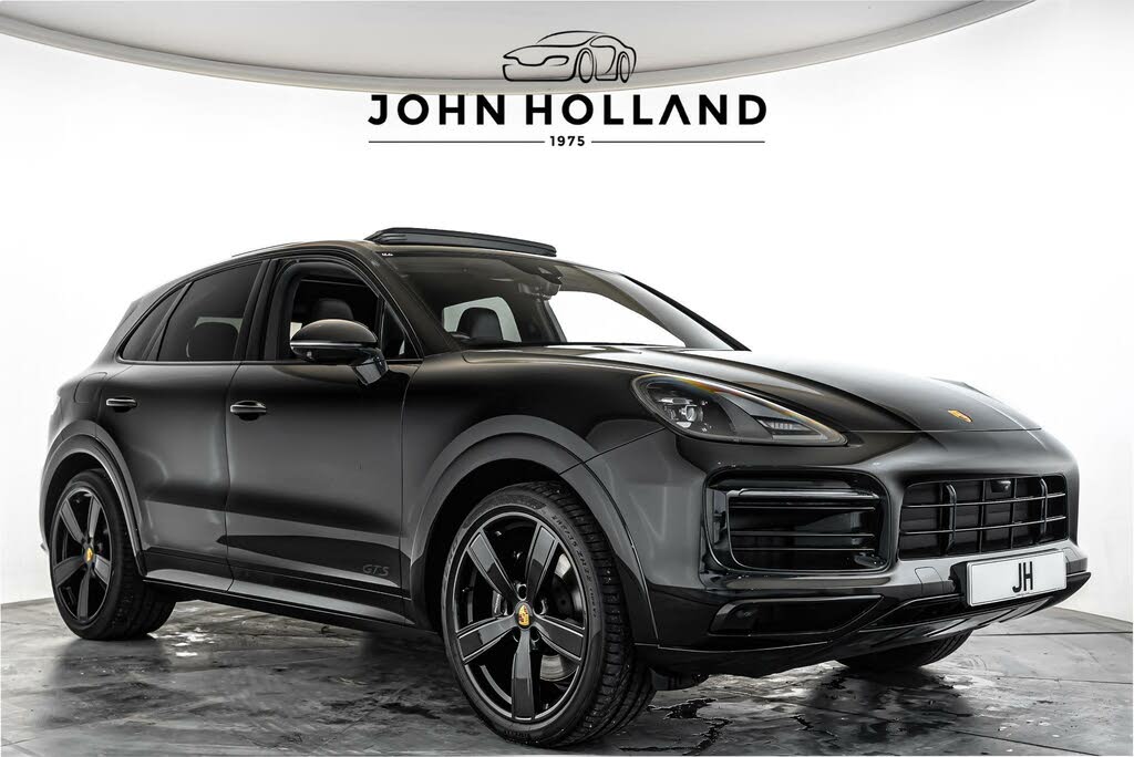 2022 Porsche Cayenne 4.0 V8 GTS Station Wagon