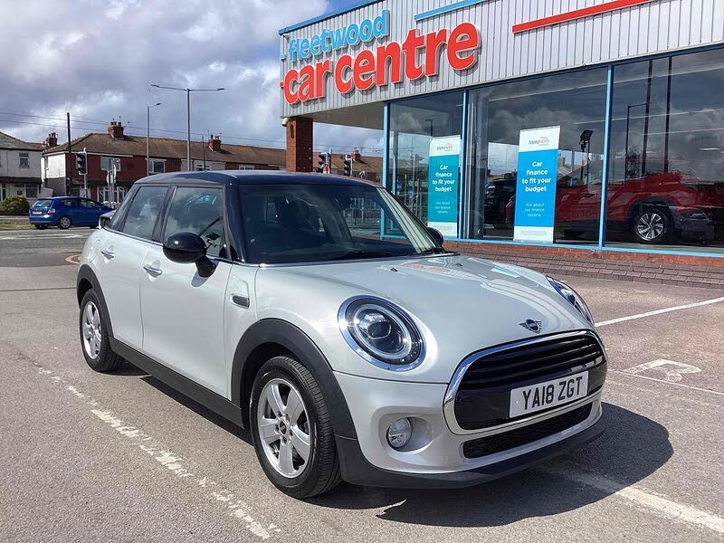 2018 MINI Cooper 1.5 Cooper Series II (s/s) Hatchback 5d