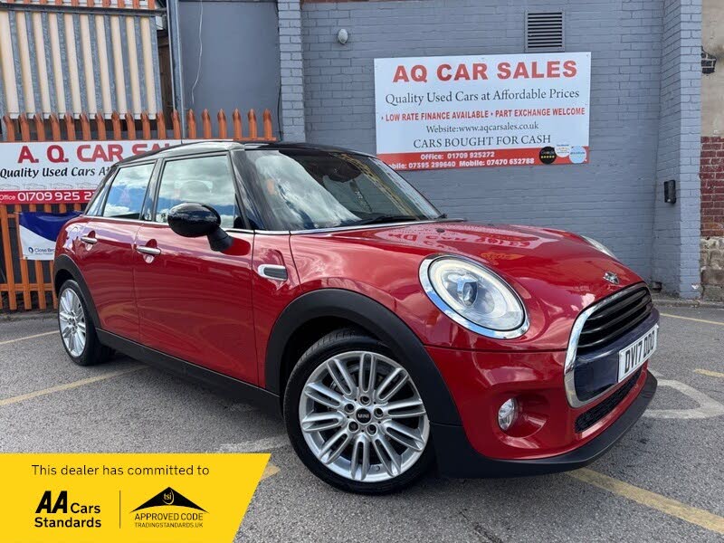 2017 MINI Cooper 1.5TD Cooper D (s/s) Hatchback 5d