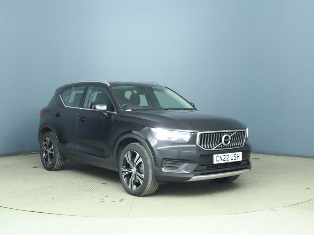 2021 Volvo XC40 1.5 T4 Inscription (208bhp)