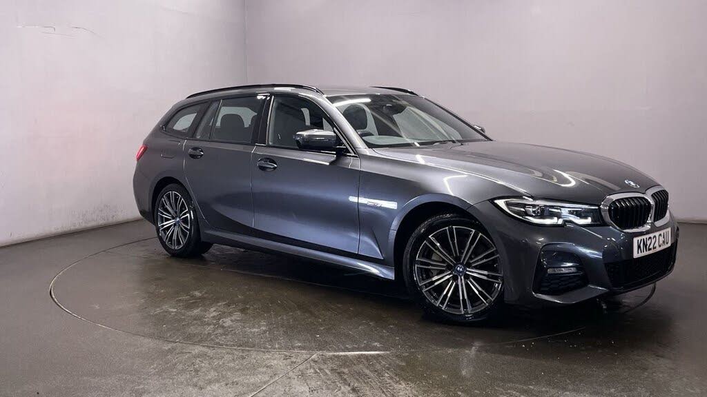 2022 BMW 3 Series 2.0 330e M Sport Touring 5d