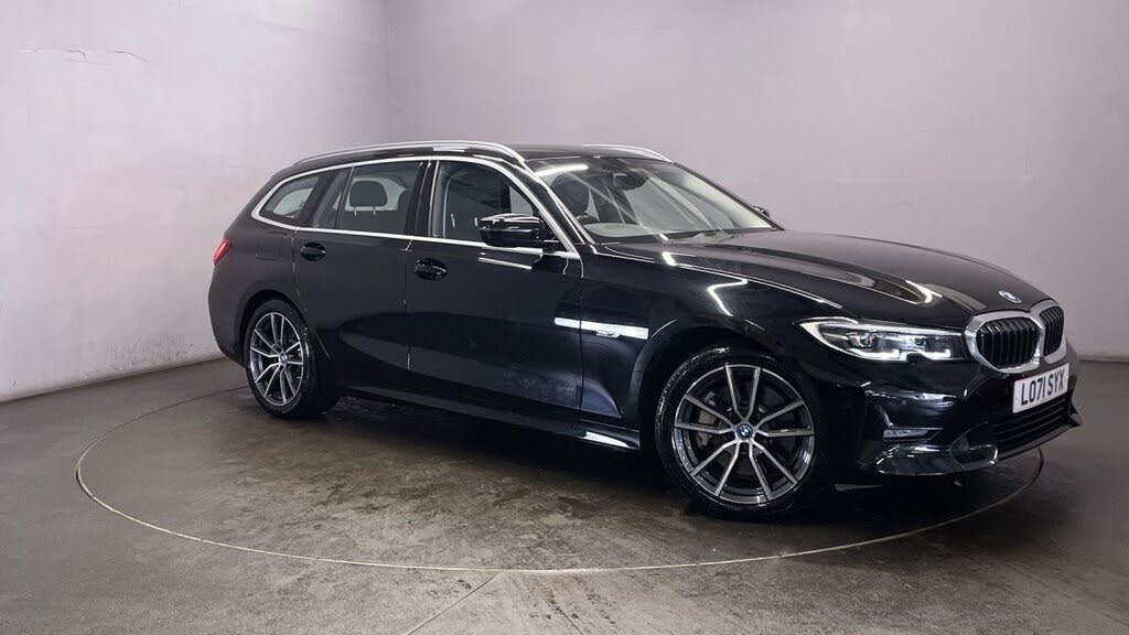 2022 BMW 3 Series 2.0 330e Sport Pro Touring 5d