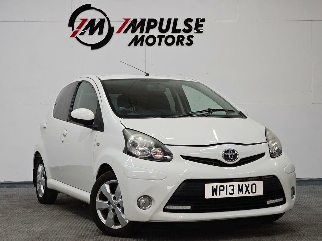 2013 Toyota AYGO 1.0 AYGO Fire 5d