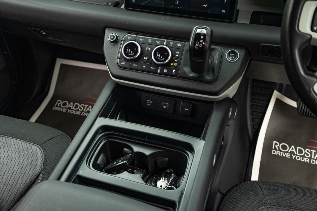 2023 Land Rover 110 Defender 3.0 D250 X-Dynamic SE