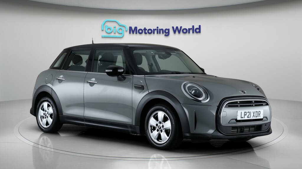 2021 MINI Cooper 1.5 Cooper Classic Hatchback 5d