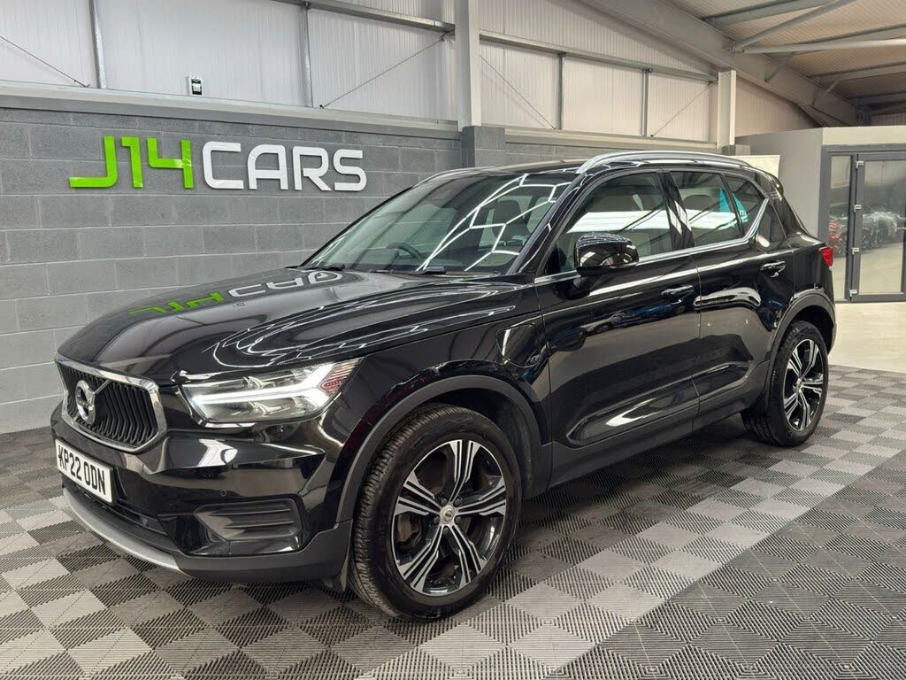 2021 Volvo XC40 1.5 T4 Inscription (208bhp)