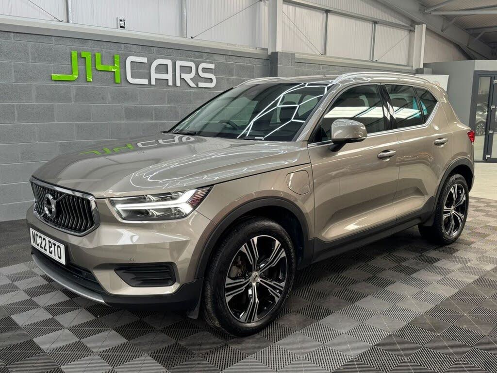 2021 Volvo XC40 1.5 T4 Inscription (208bhp)